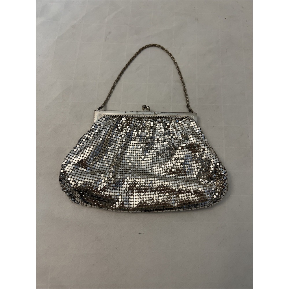 VTG WHITING & DAVIS SILVER MESH‎ PURSE CLASP EVENING BAG METALLIC 7.25" X 4.5"